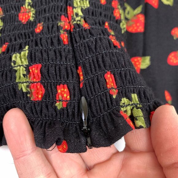 REFORMATION Lily Strawberry Square Neck Black 12 M L Strappy Tie Top Tank Print - Picture 8 of 8